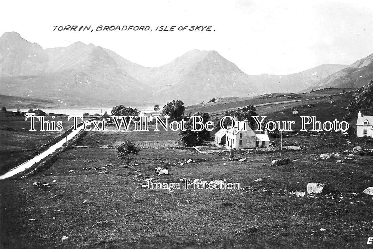 SC 195 - Torrin, Broadford, Skye, Scotland
