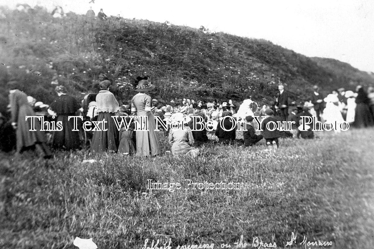 SC 2206 - Sabbath Evening On The Braes, St Monans, Scotland