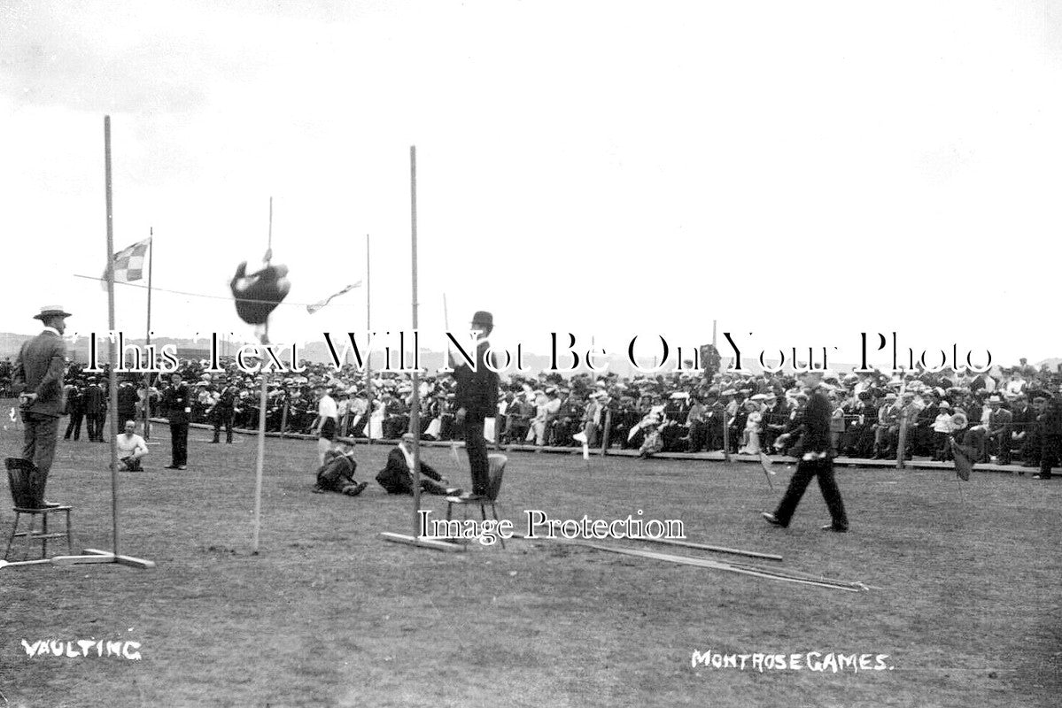 SC 2228 - Vaulting, Montrose Games, Scotland