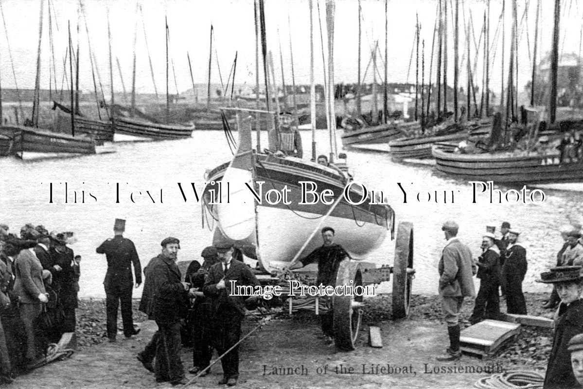 SC 2244 - Lauch Of The Lifeboat, Lossiemouth, Scotland