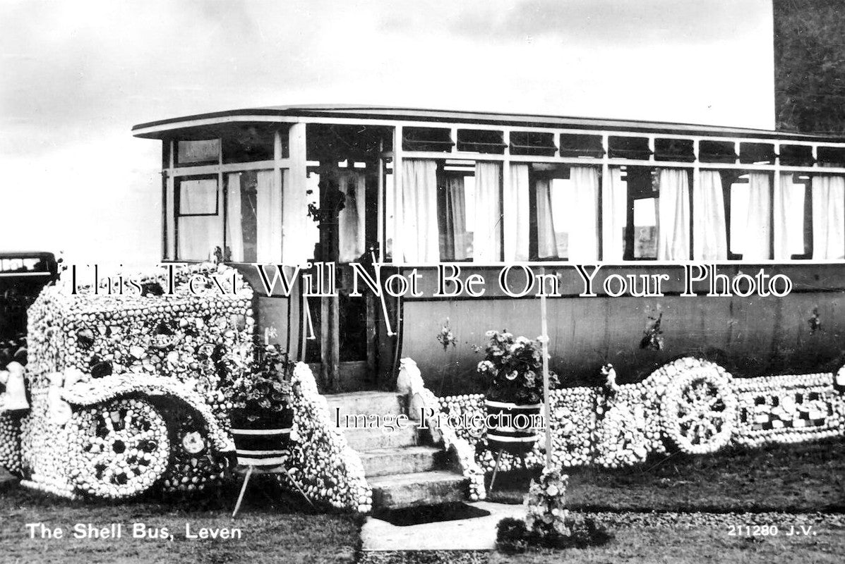 SC 3008 - The Shell Bus, Leven, Fife, Scotland c1930