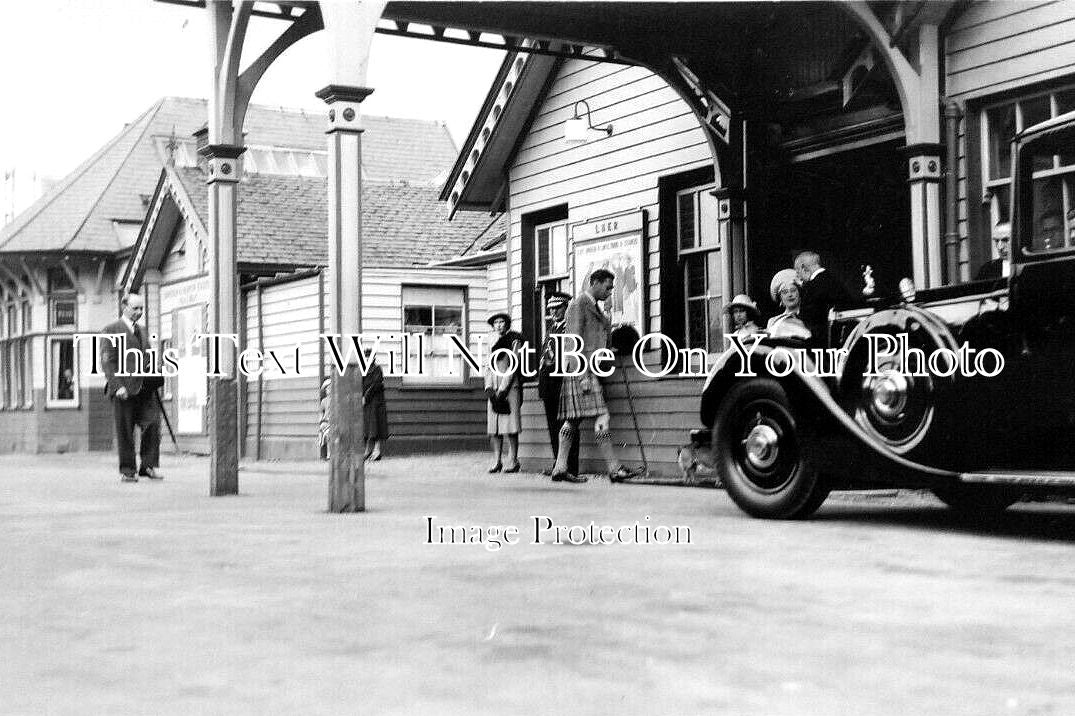 SC 3441 - King George VI At Ballater Railway Station, Scotland