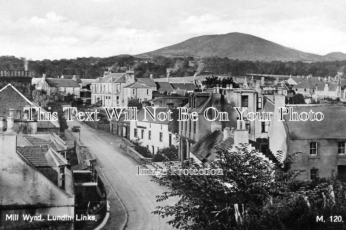 SC 3463 - Mill Wynd, Lundin Links, Fife, Scotland