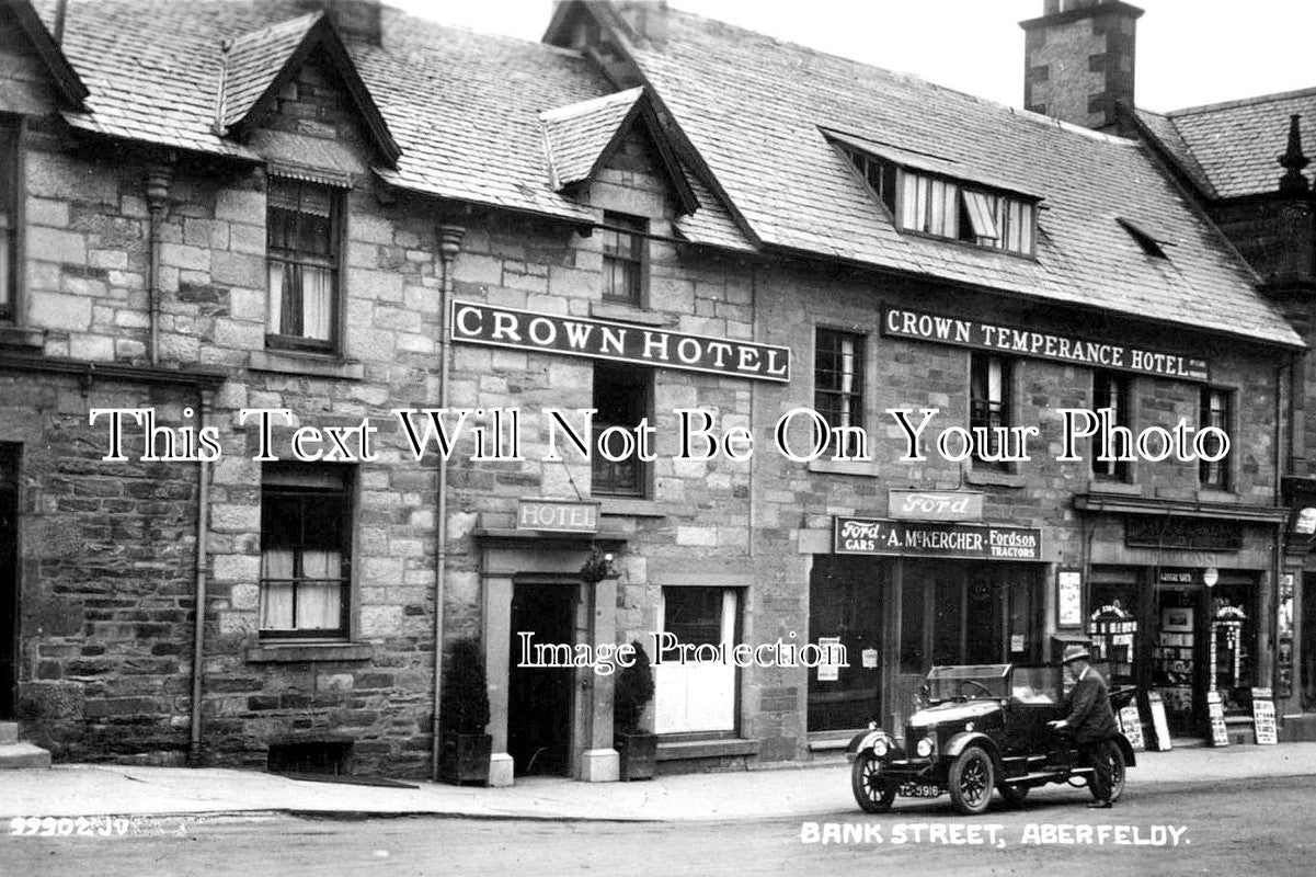 SC 3579 - Bank Street, Aberfeldy, Perthshire, Scotland