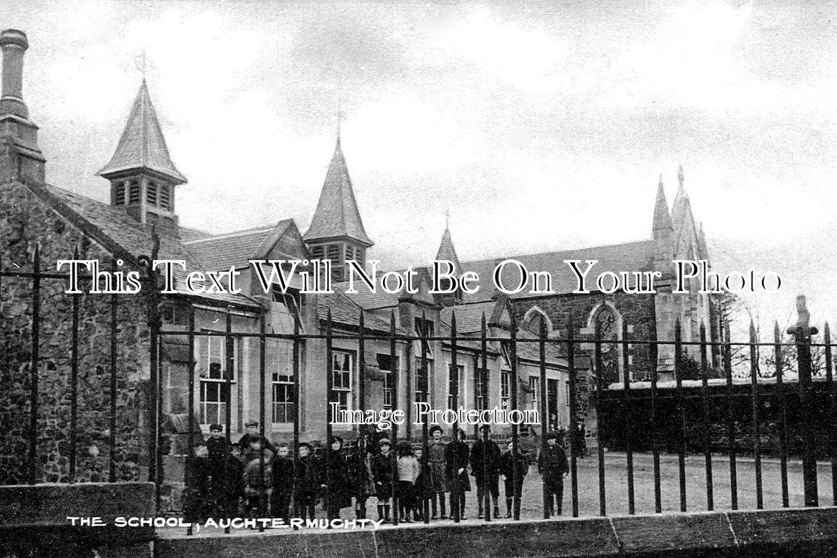 SC 371 - The School, Auchtermuchty, Fife, Scotland c1920