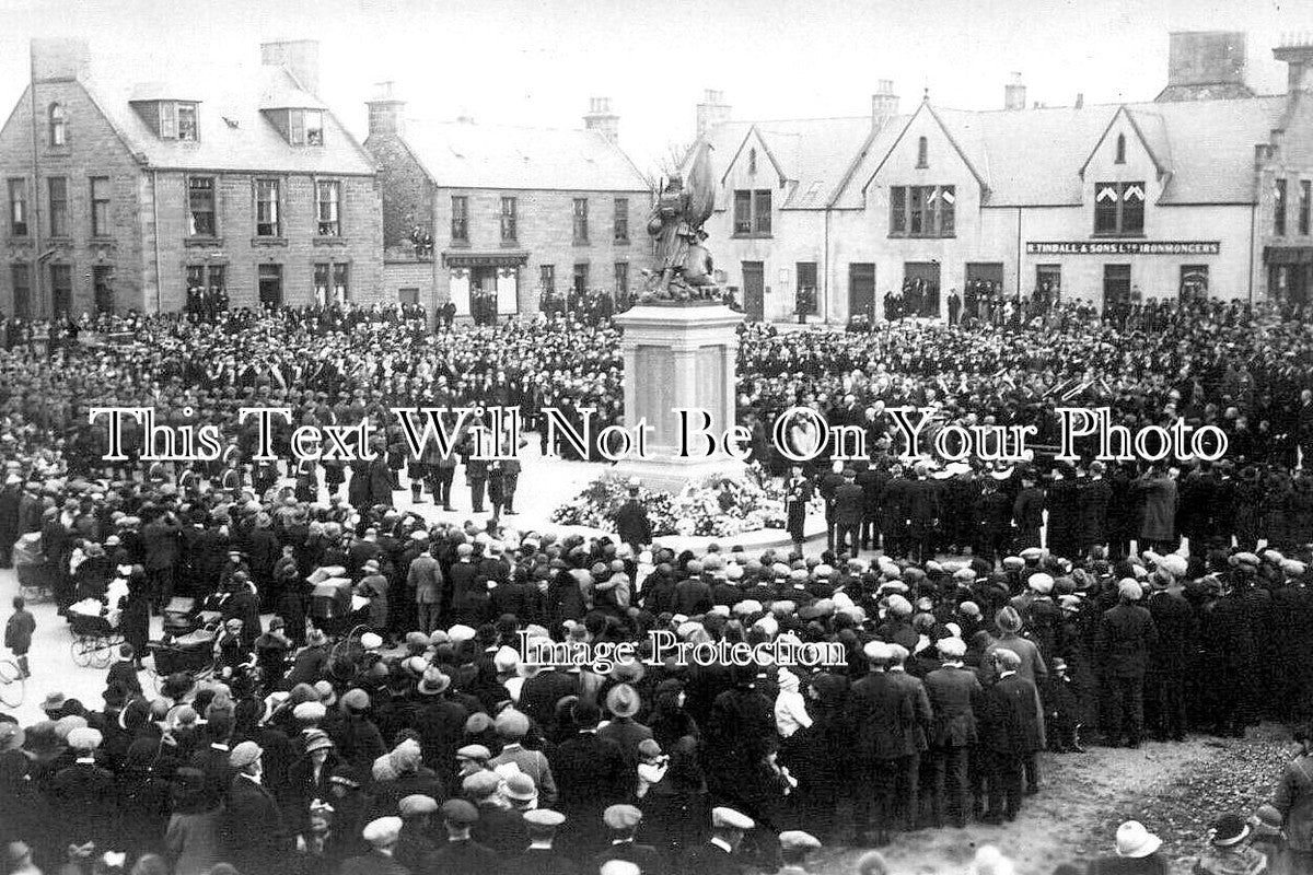 SC 374 - Dedication Of War Memorial, Clunie Square, Buckie, Moray, Scotland c1925