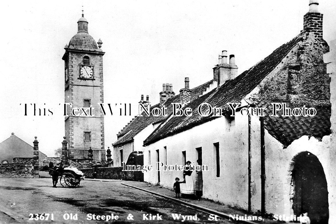 SC 4135 - Old Steeple & Kirk Wynd, St Ninians, Stirling, Scotland