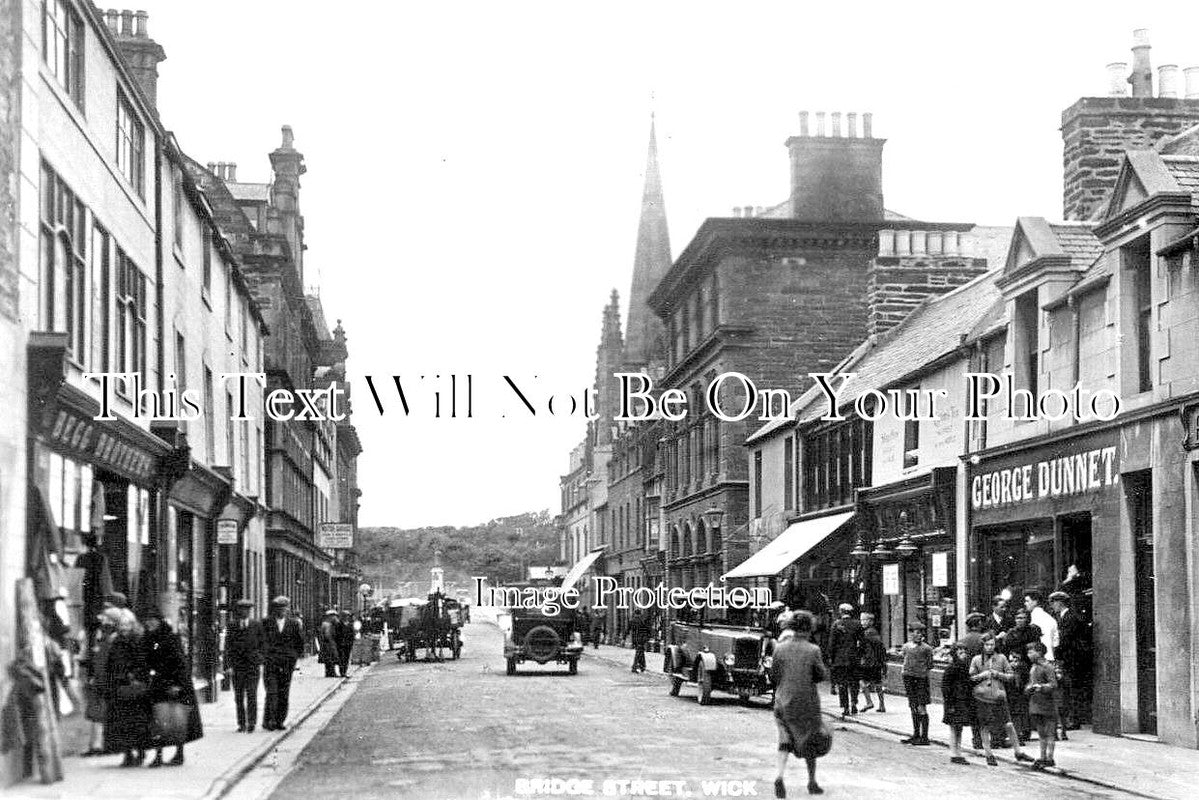 SC 42 - Bridge Street, Wick, Scotland c1940