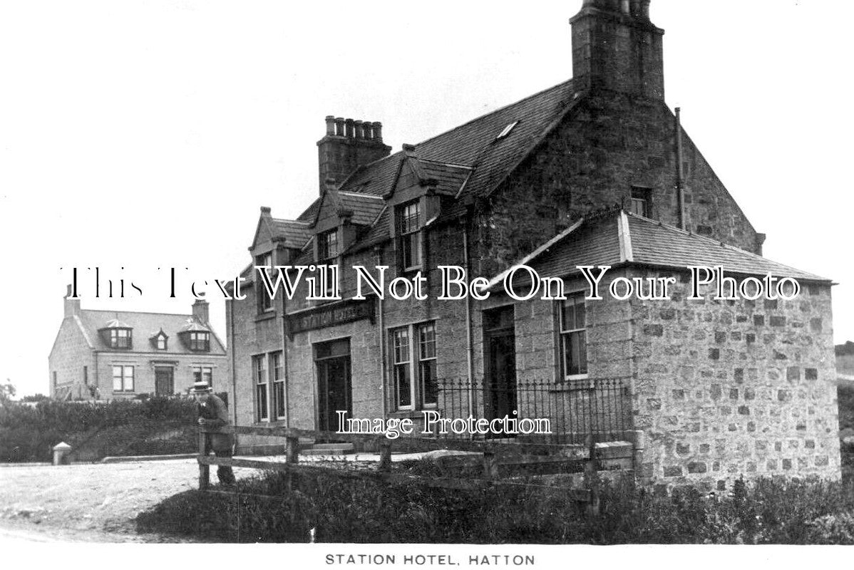 SC 467 - Station Hotel, Hatton, Aberdeenshire, Scotland c1910