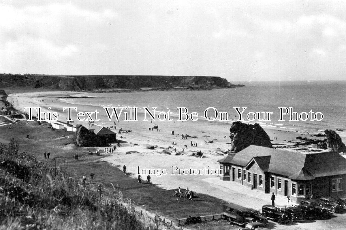 SC 481 - Golf Club House & Sands, Cullen, Scotland c1957