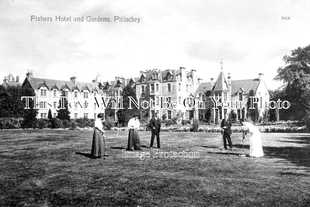 SC 524 - Croquet At Fishers Hotel, Pitlochry, Perthshire, Scotland