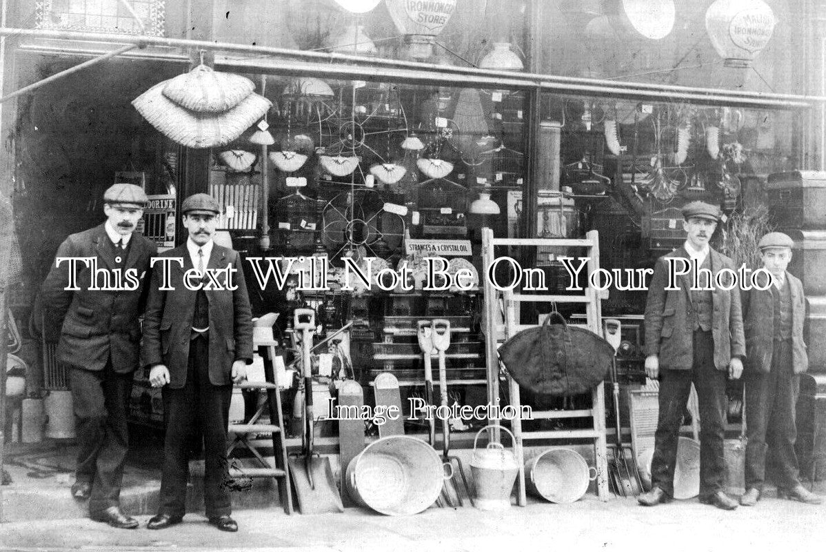 SC 528 - Glasgow Ironmongers Shop, Scotland c1905