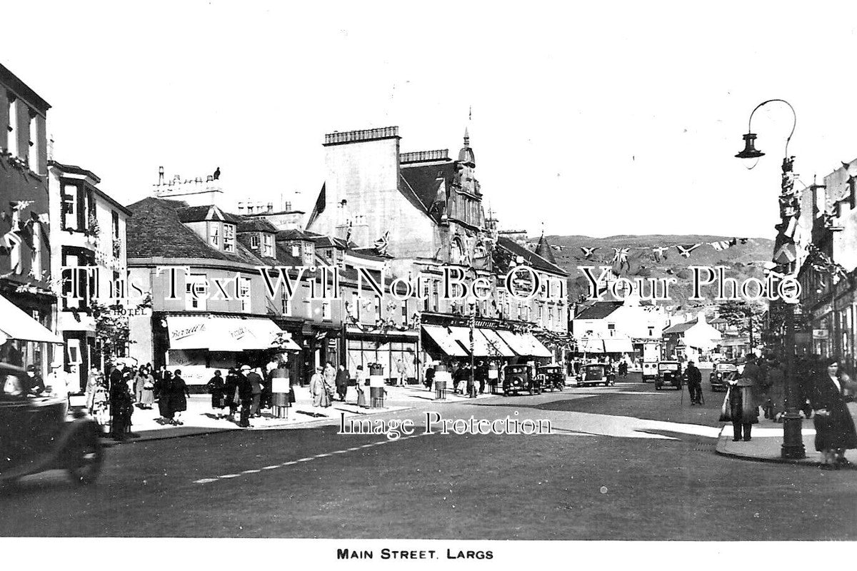 SC 581 - Main Street, Largs, Ayrshire, Scotland