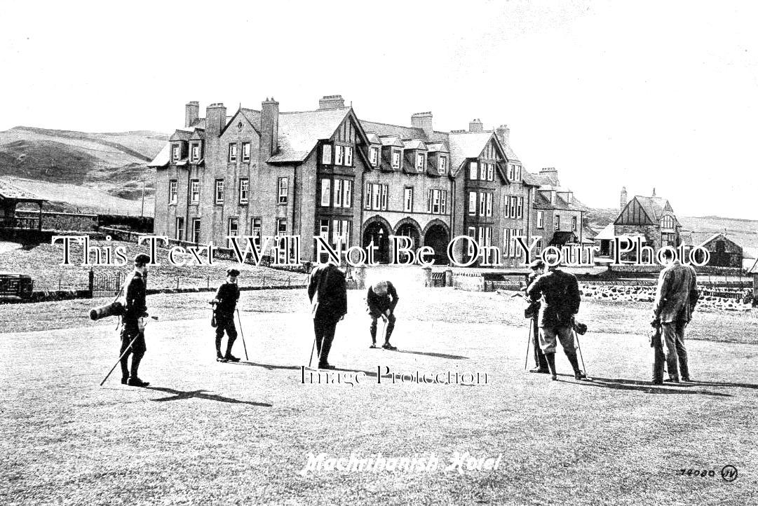SC 983 - Golfers At Machrihanish Hotel, Argyll, Scotland