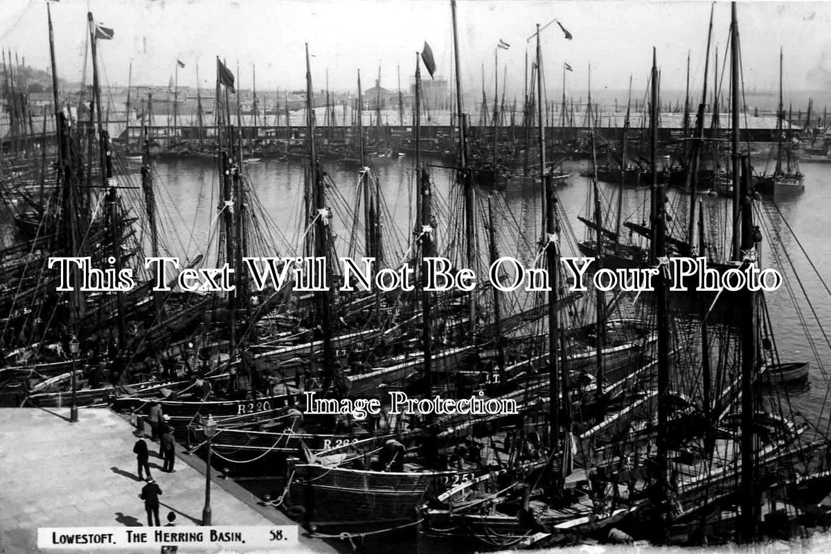 SF 1 - Lowestoft, Suffolk c1913