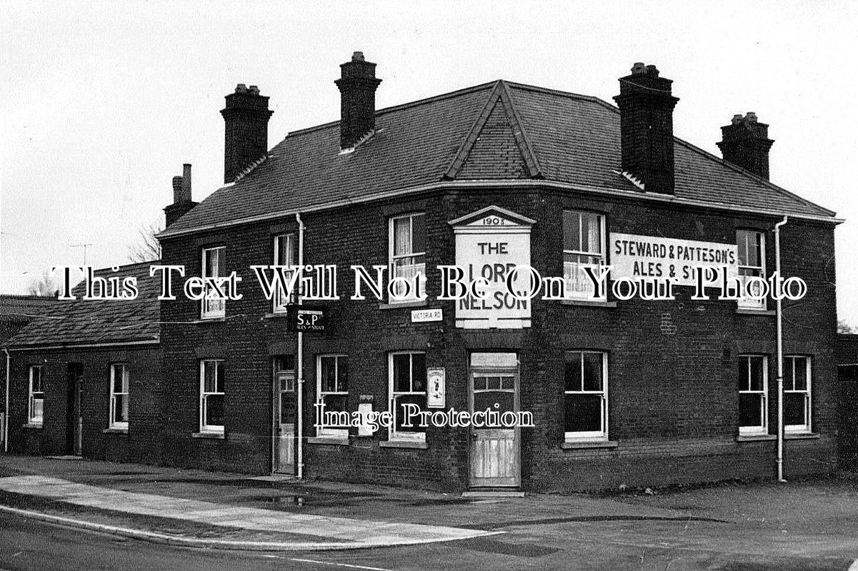 SF 135 - Lord Nelson Pub, Victoria Road, Oulton Broad, Suffolk