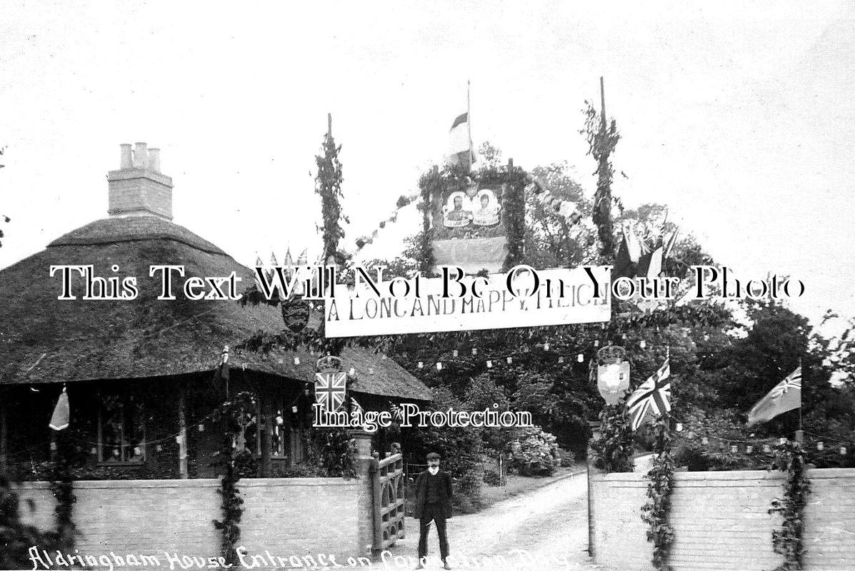 SF 3630 - Aldringham House Entrance On Coronation Day, Suffolk