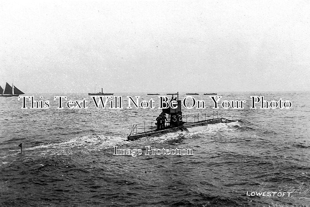 SF 388 - Submarine Off Lowestoft Port, Suffolk c1908