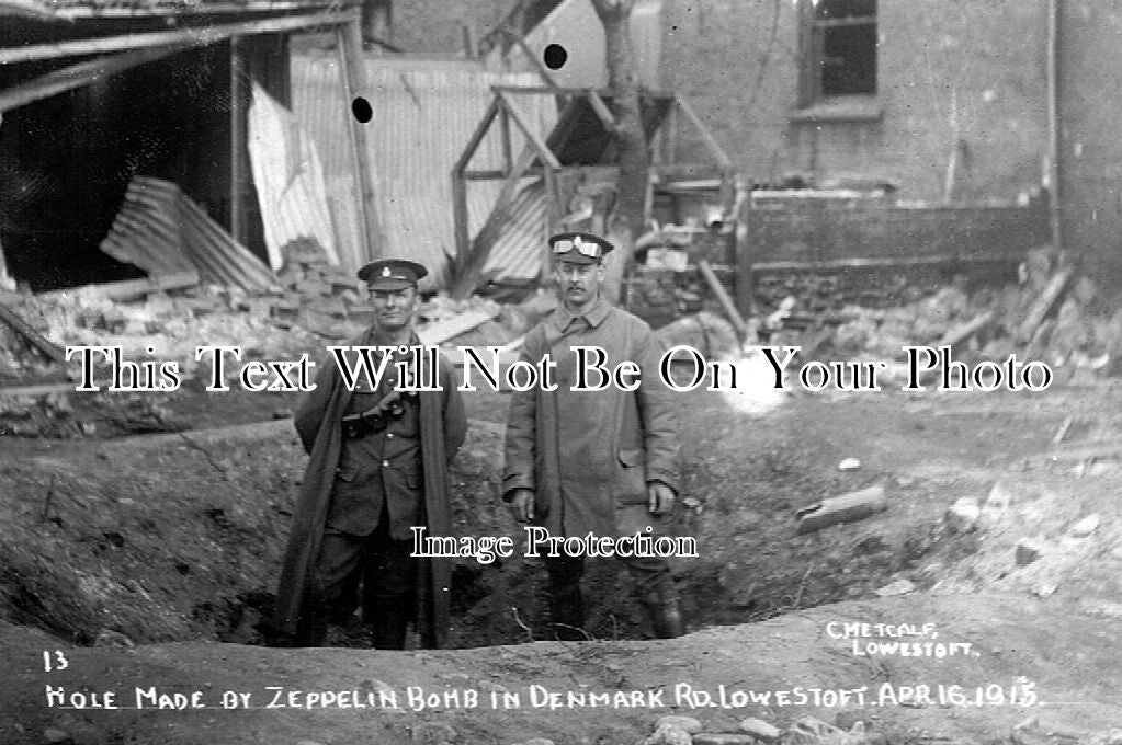 SF 454 - Zeppelin Bomb Damage, Denmark Road, Lowestoft, Suffolk 1915