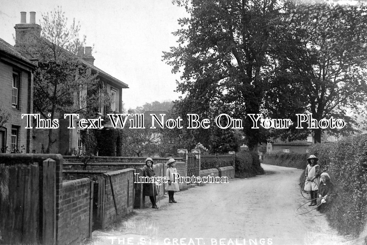 SF 548 - The Street, Great Bealings, Suffolk c1905
