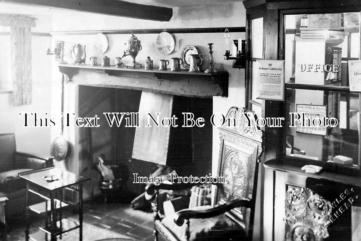 SO 1009 - Interior Of An Inn, Minehead, Somerset