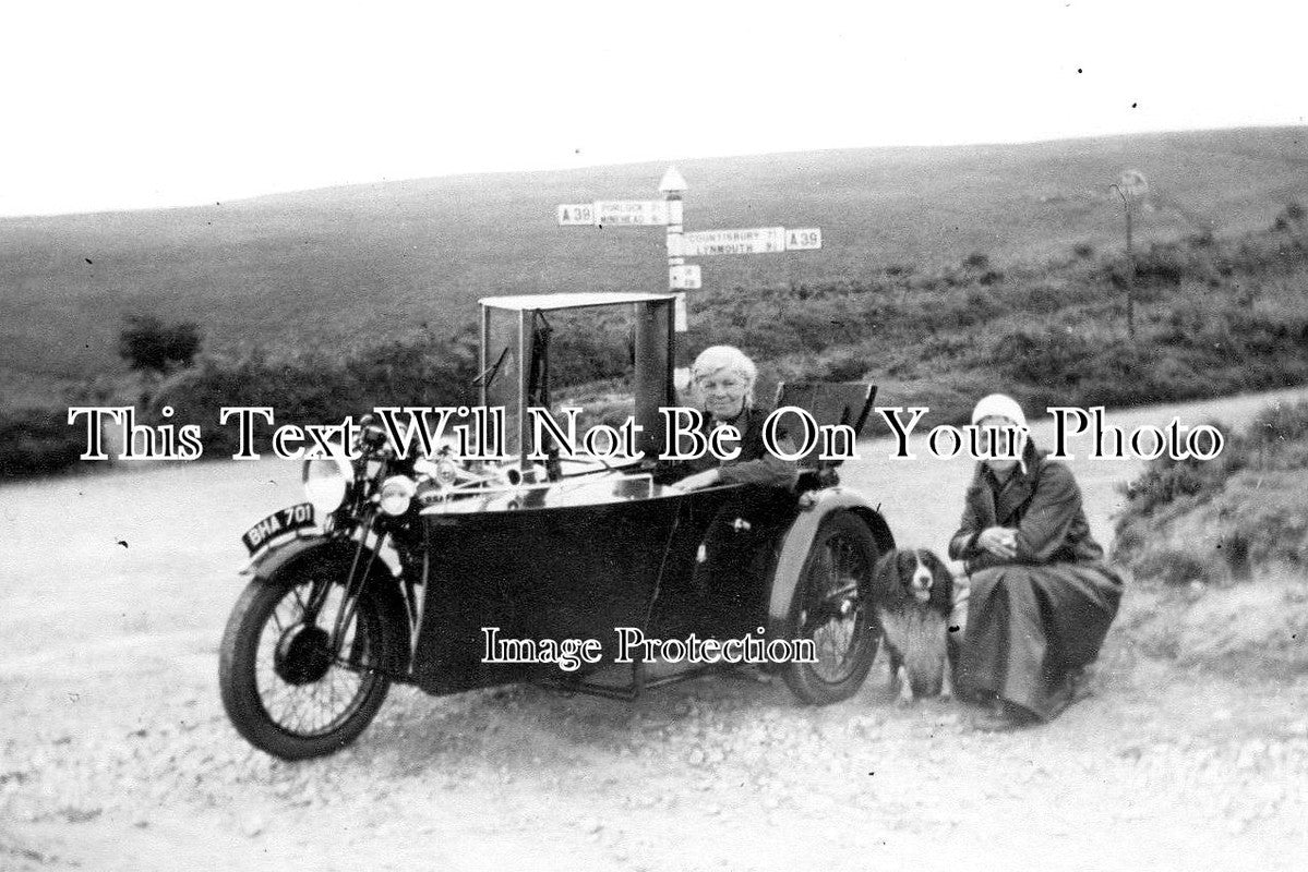 SO 1666 - Motorcycle & Sidecar, Somerset