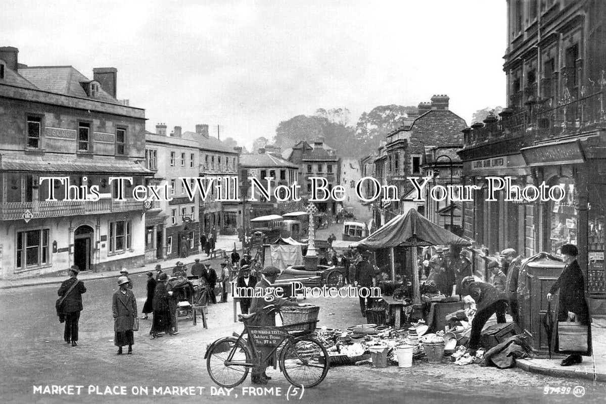 SO 2831 - Market Place On Market Day, Frome, Somerset