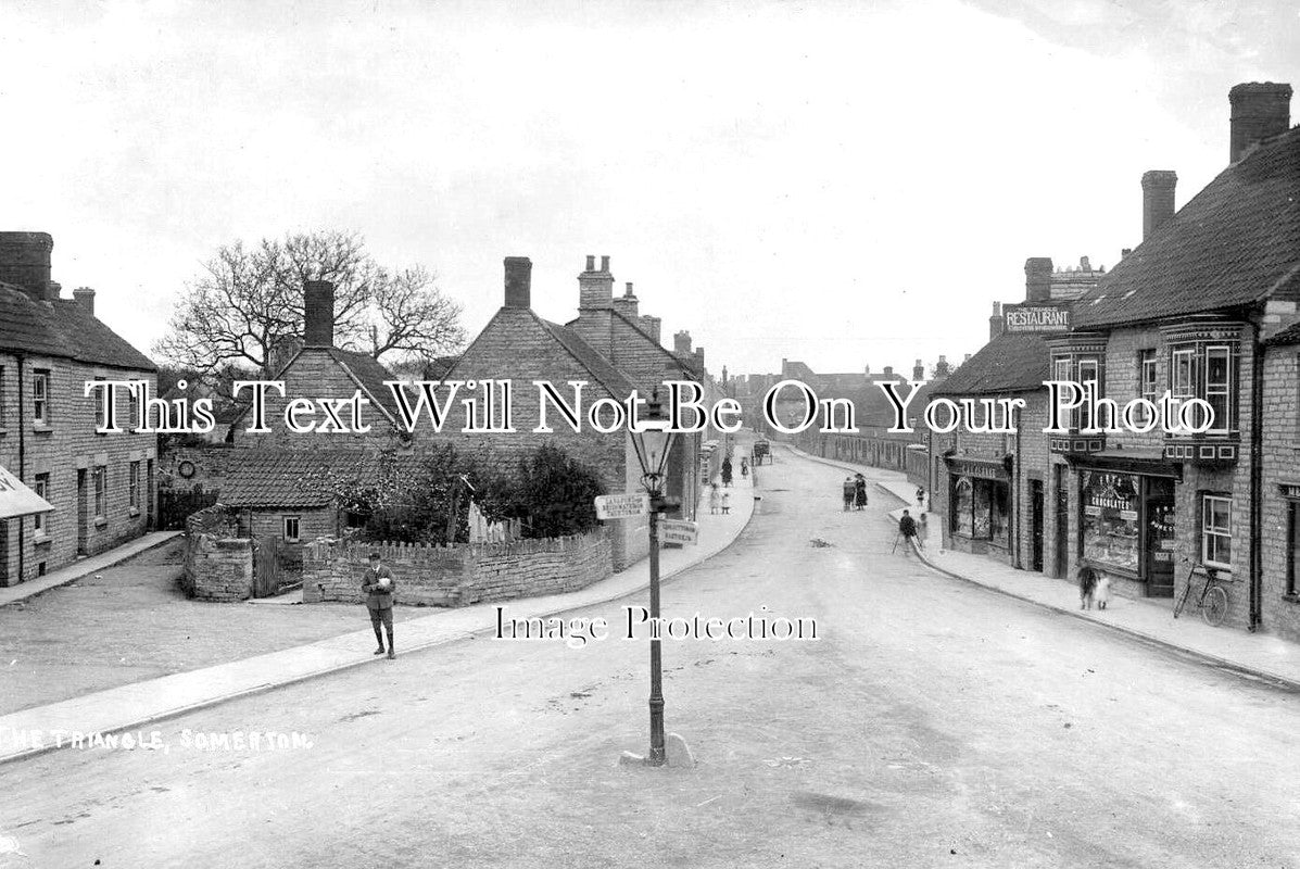 SO 3000 - The Triangle, Somerton, Somerset