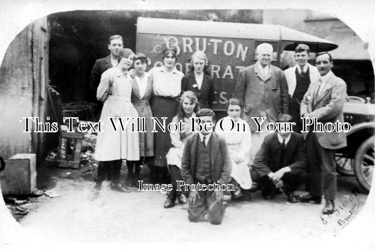 SO 405 - Bruton Co-Operative Society Van, Somerset