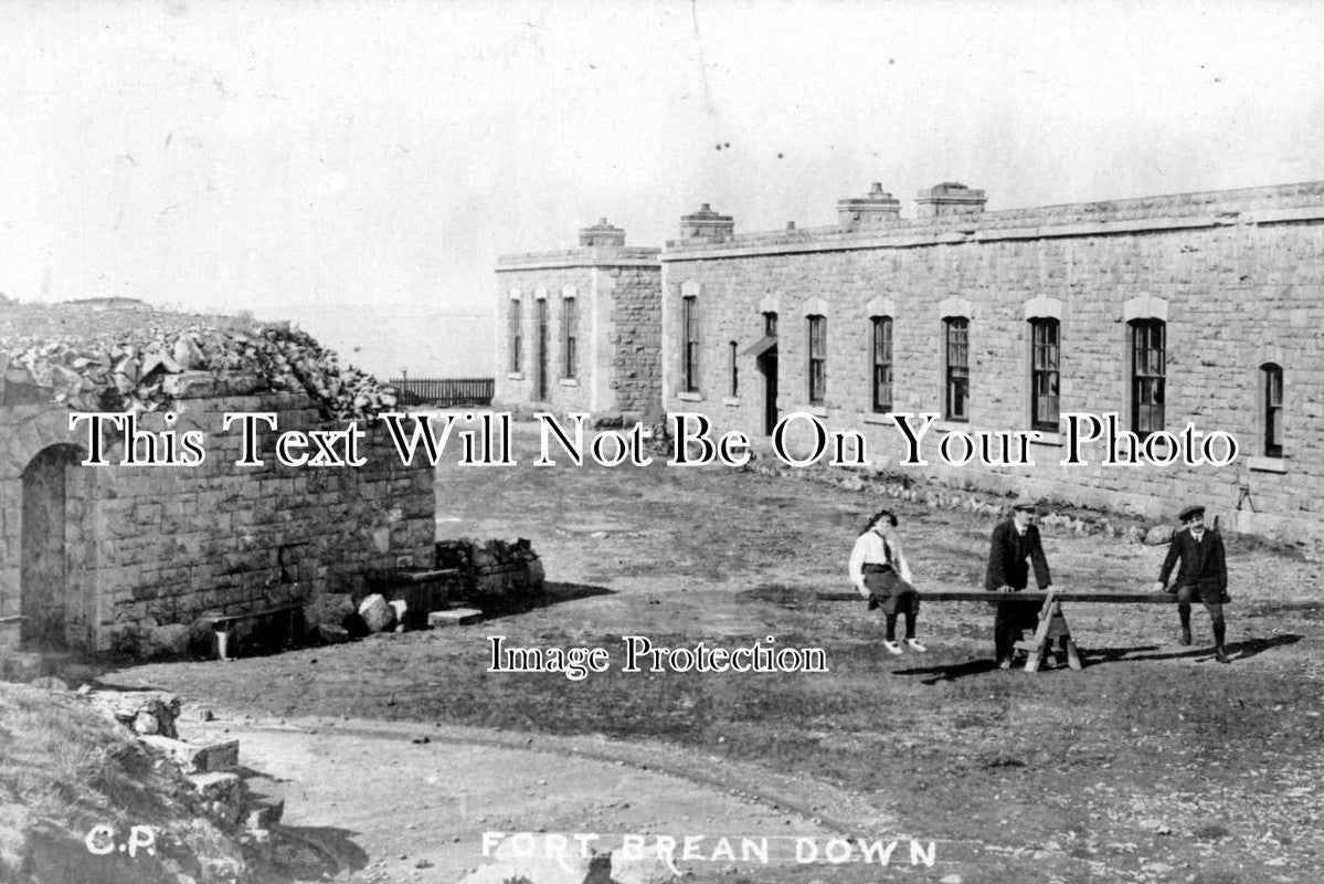 SO 572 - Fort At Brean Down Near Weston Super Mare, Somerset