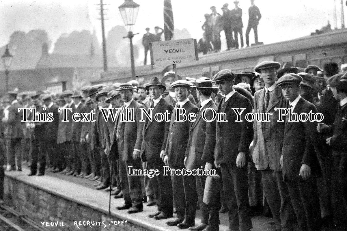 SO 631 - Recruits Off At Yeovil Railway Station, Somerset WW1