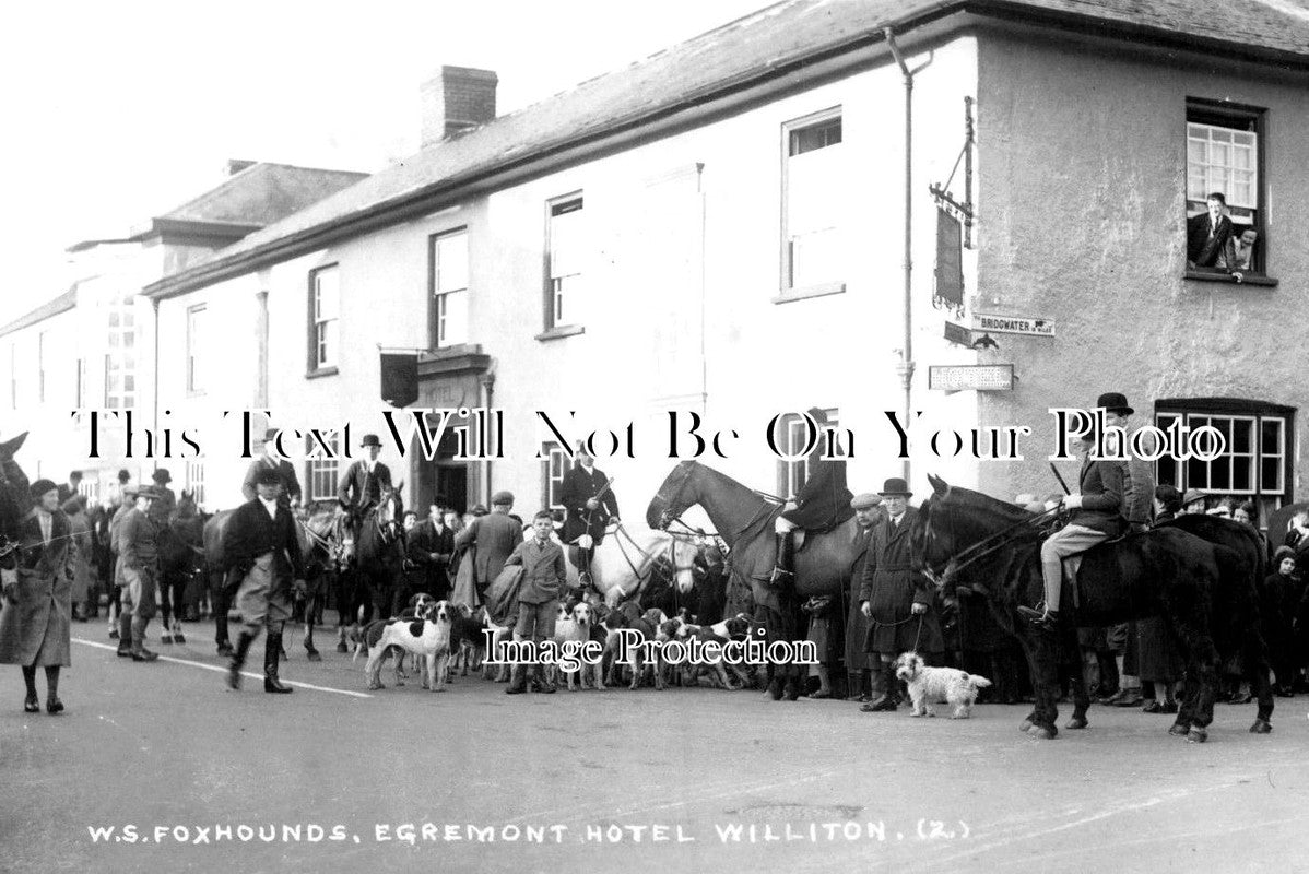 SO 636 - WS Foxhounds, Egremont Hotel, Williton, Somerset