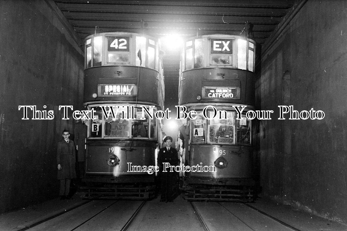 SP 351 - Catford London Tram