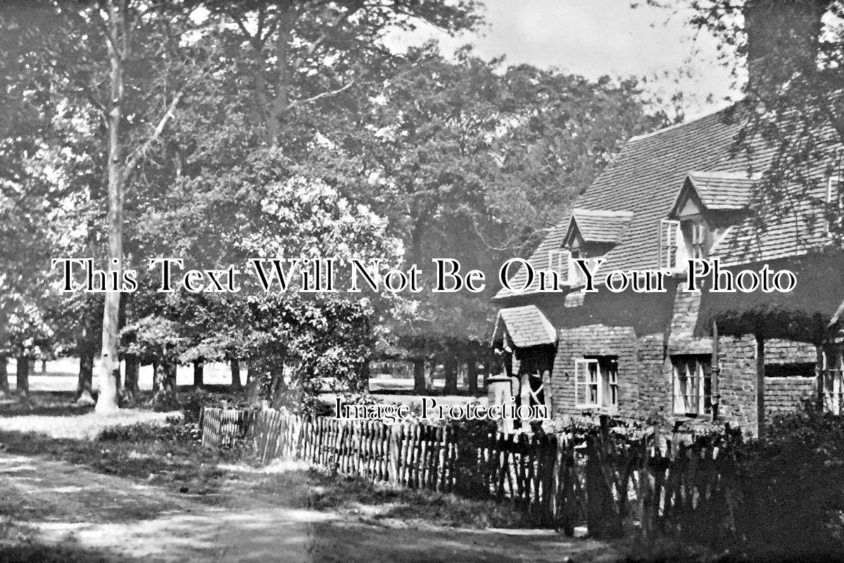 ST 723 - Park Cottages, Elford, Staffordshire