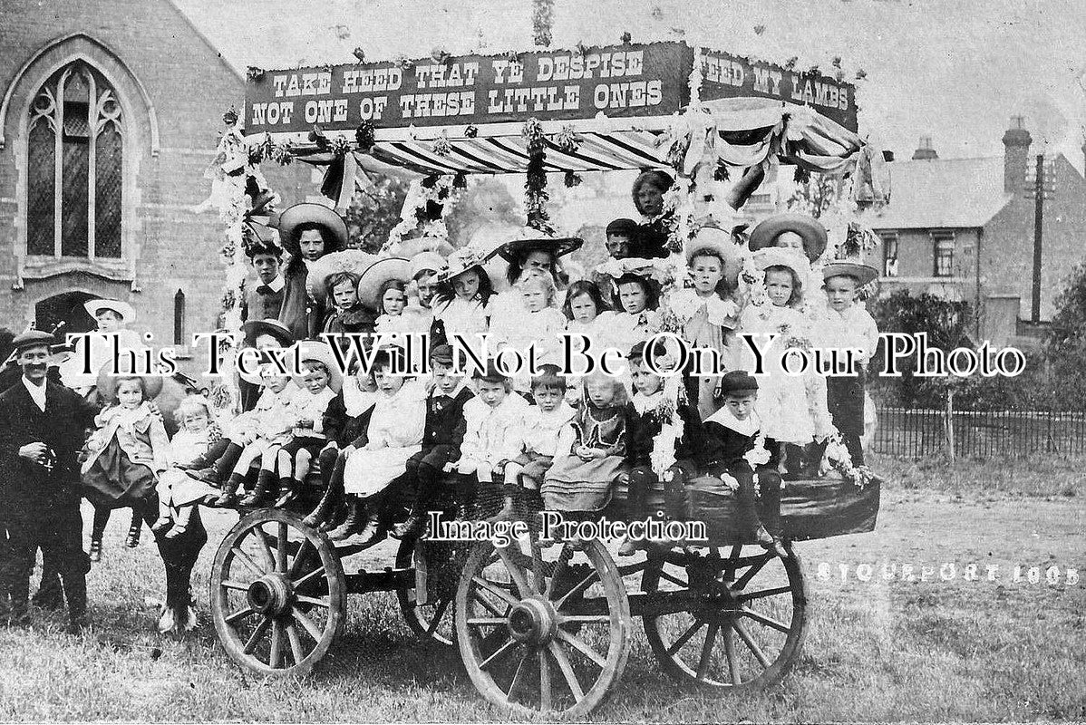 ST 90 - Stourport Carnival, Staffordshire c1905