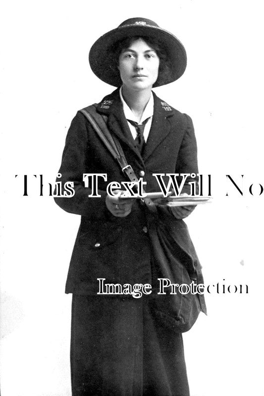 SX 1542 - Postwoman, Post Lady, Brighton, Sussex