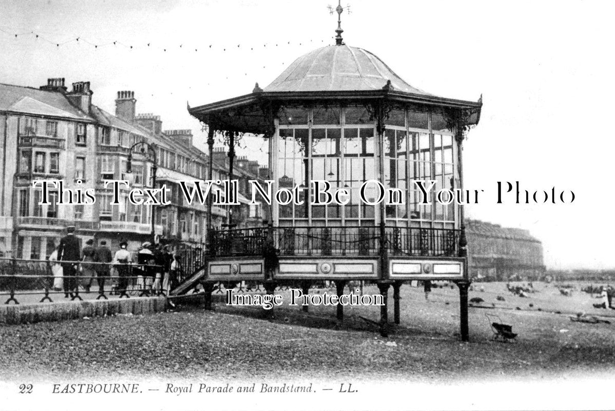 SX 1774 - Royal Parade & Bandstand, Eastbourne, Sussex