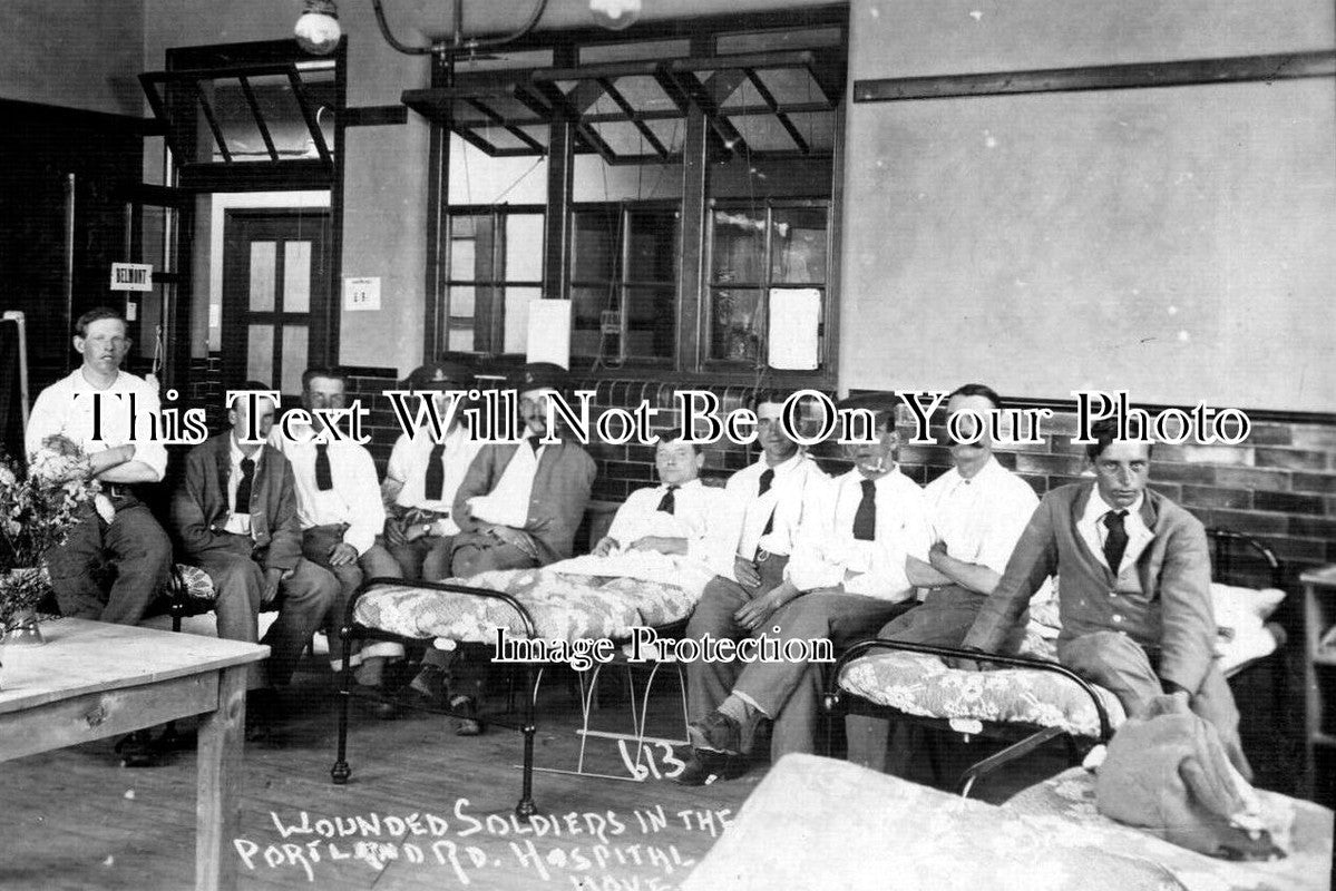 SX 208 - Wounded WW1 Soldiers At Portland Road Hospital, Hove, Sussex