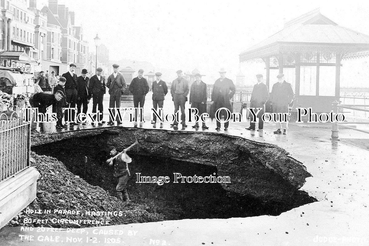 SX 2696 - Hole In Parade Caused By The Gale, Hastings, Sussex 1905