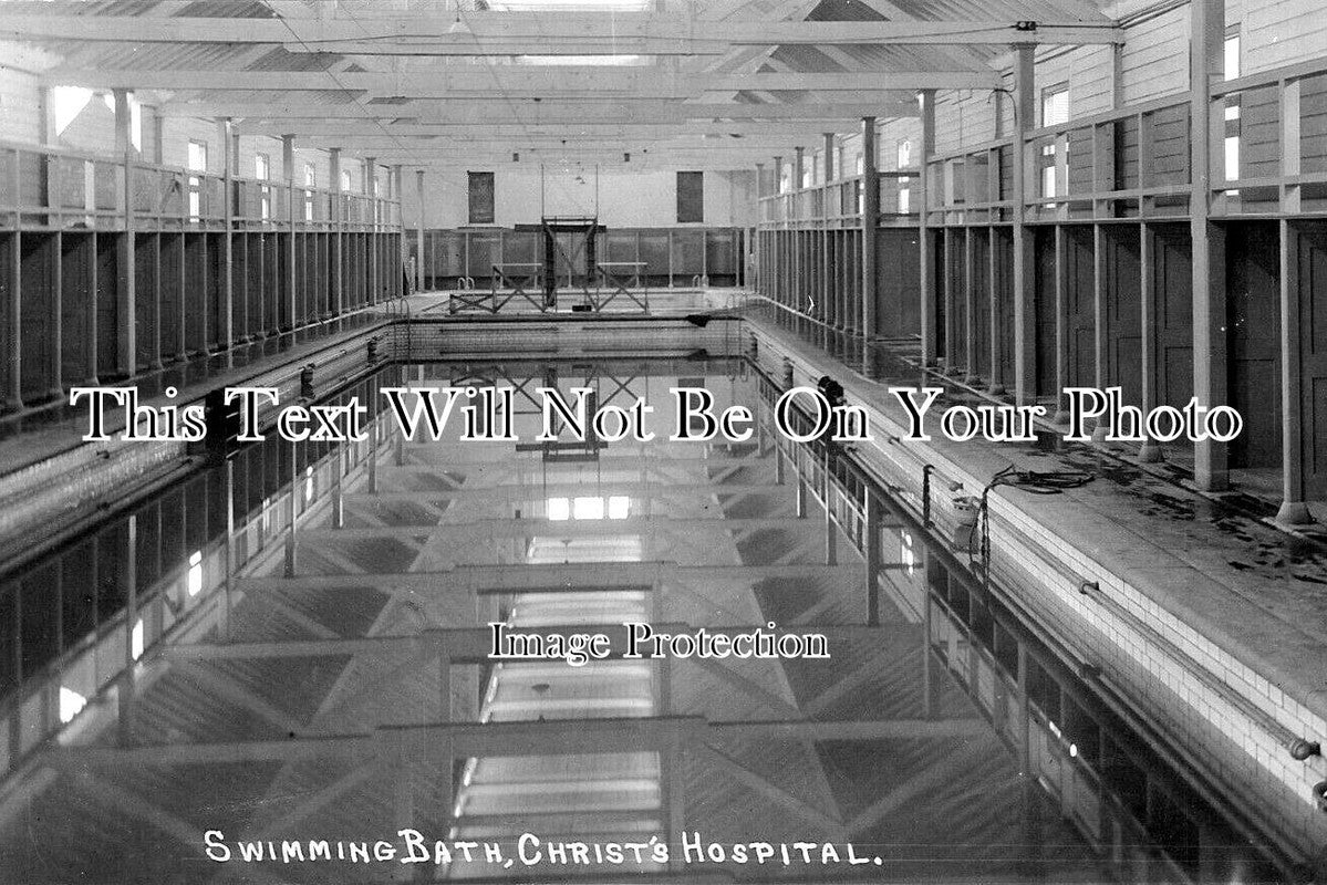SX 3485 - Swimming Bath, Christs Hospital, Horsham, Sussex c1910