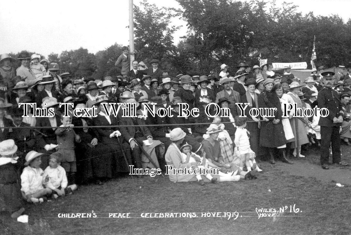 SX 3494 - Childrens Peace Celebrations, Hove, Sussex 1919