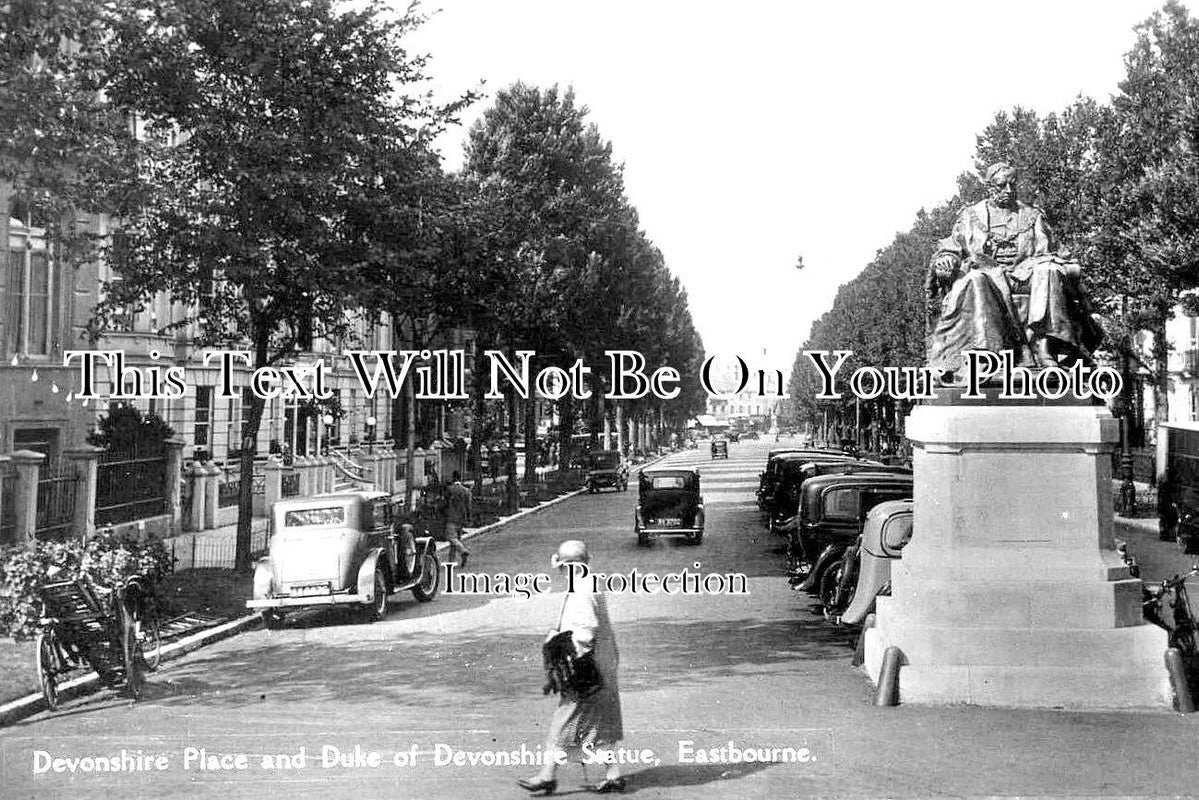 SX 3634 - Devonshire Place & Duke Of Devonshire Statue, Eastbourne, Sussex