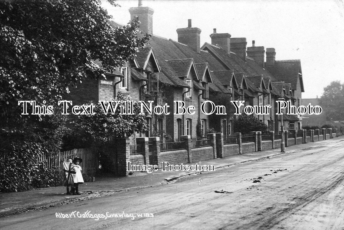 SX 443 - Albert Cottages, Crawley, Sussex c1913