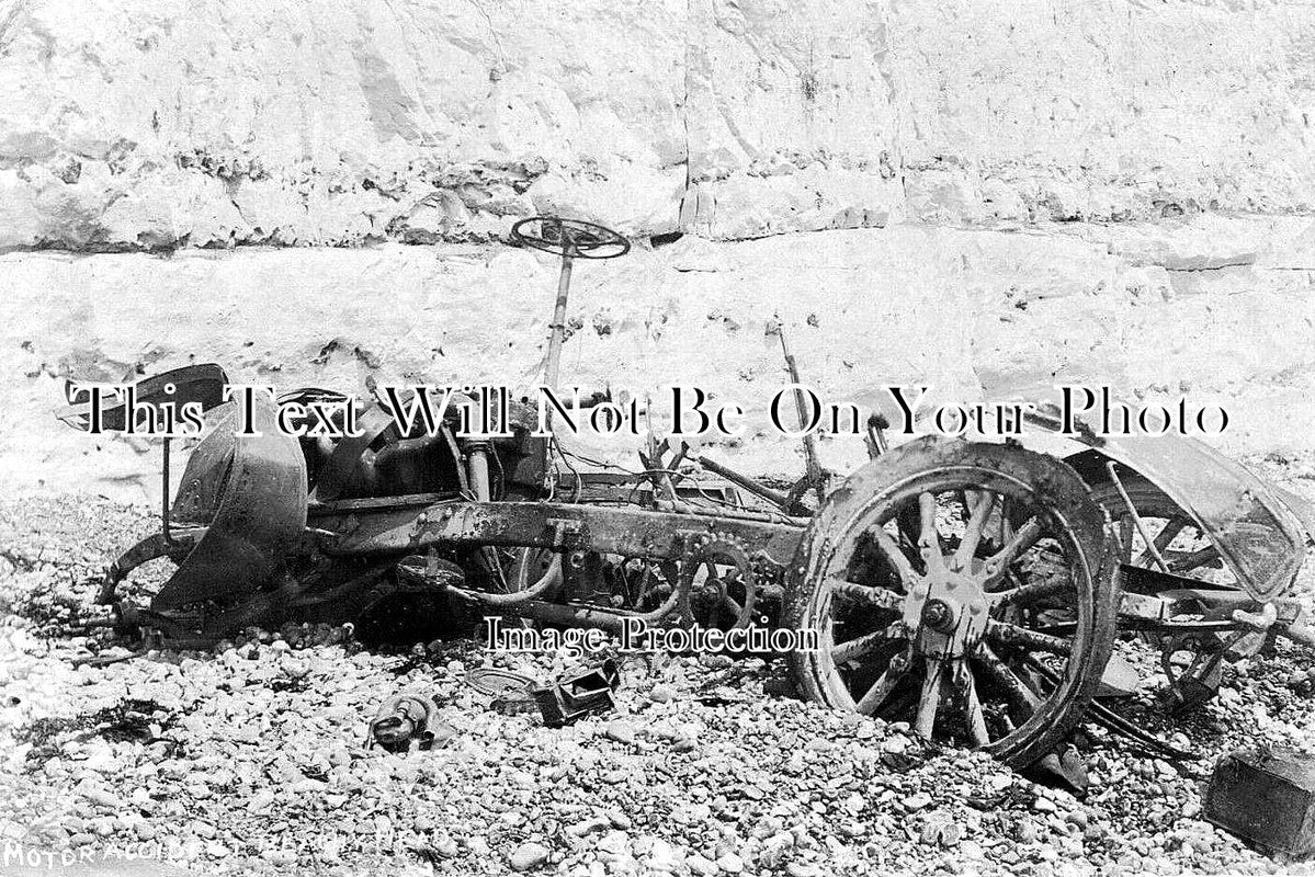SX 94 - Motor Car Accident At Beachy Head, Sussex c1906