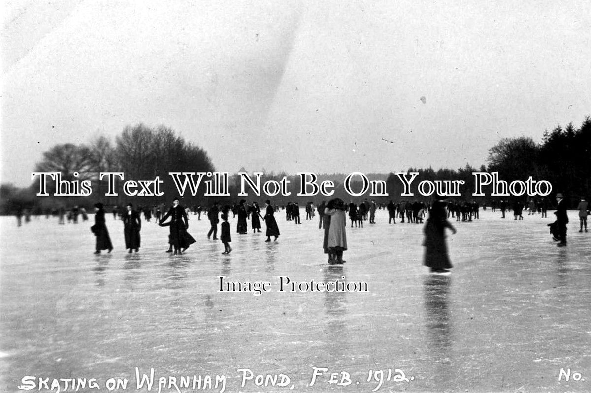 SX 974 - Skating On Warnham Pond, Horsham, Sussex 1912
