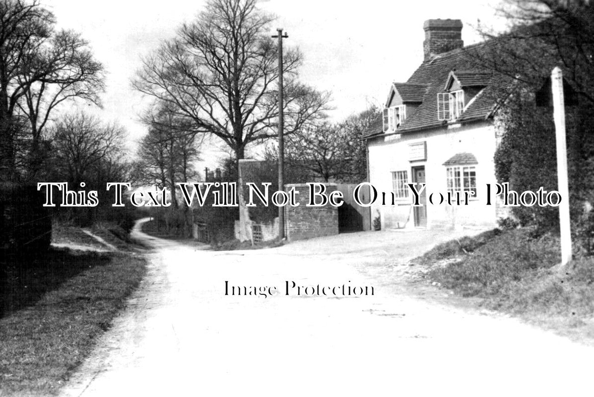 WA 1156 - The Crown, Claverdon, Warwickshire