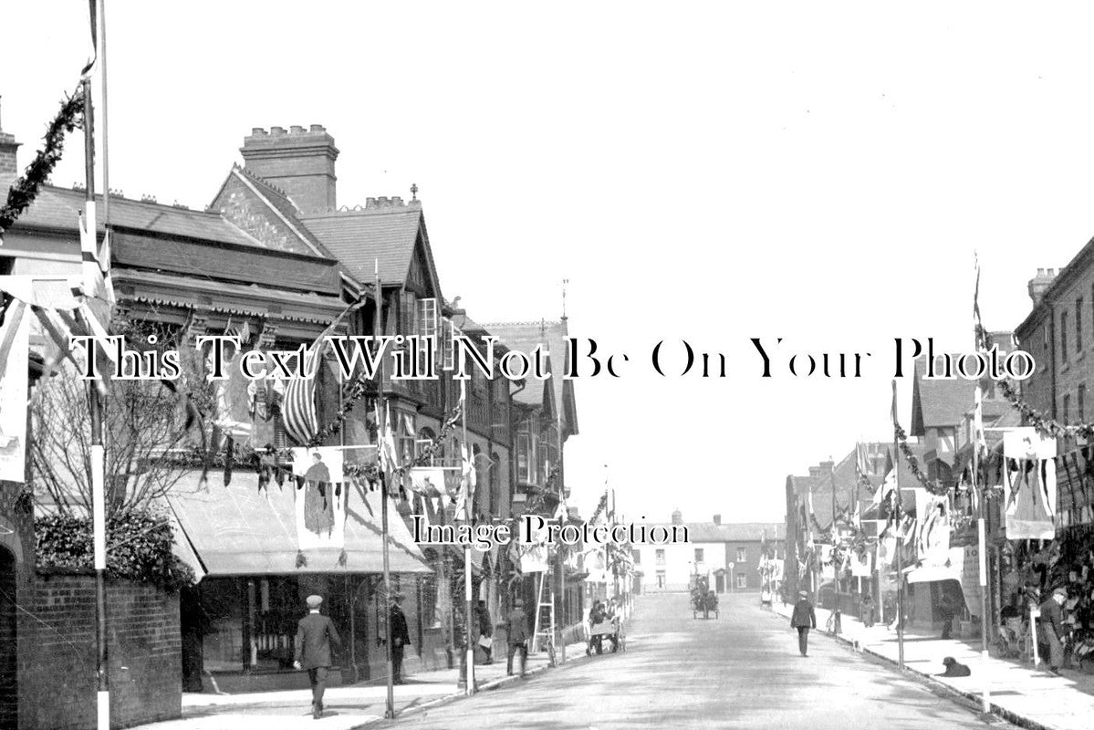 WA 1527 - Henley Street, Stratford On Avon, Warwickshire