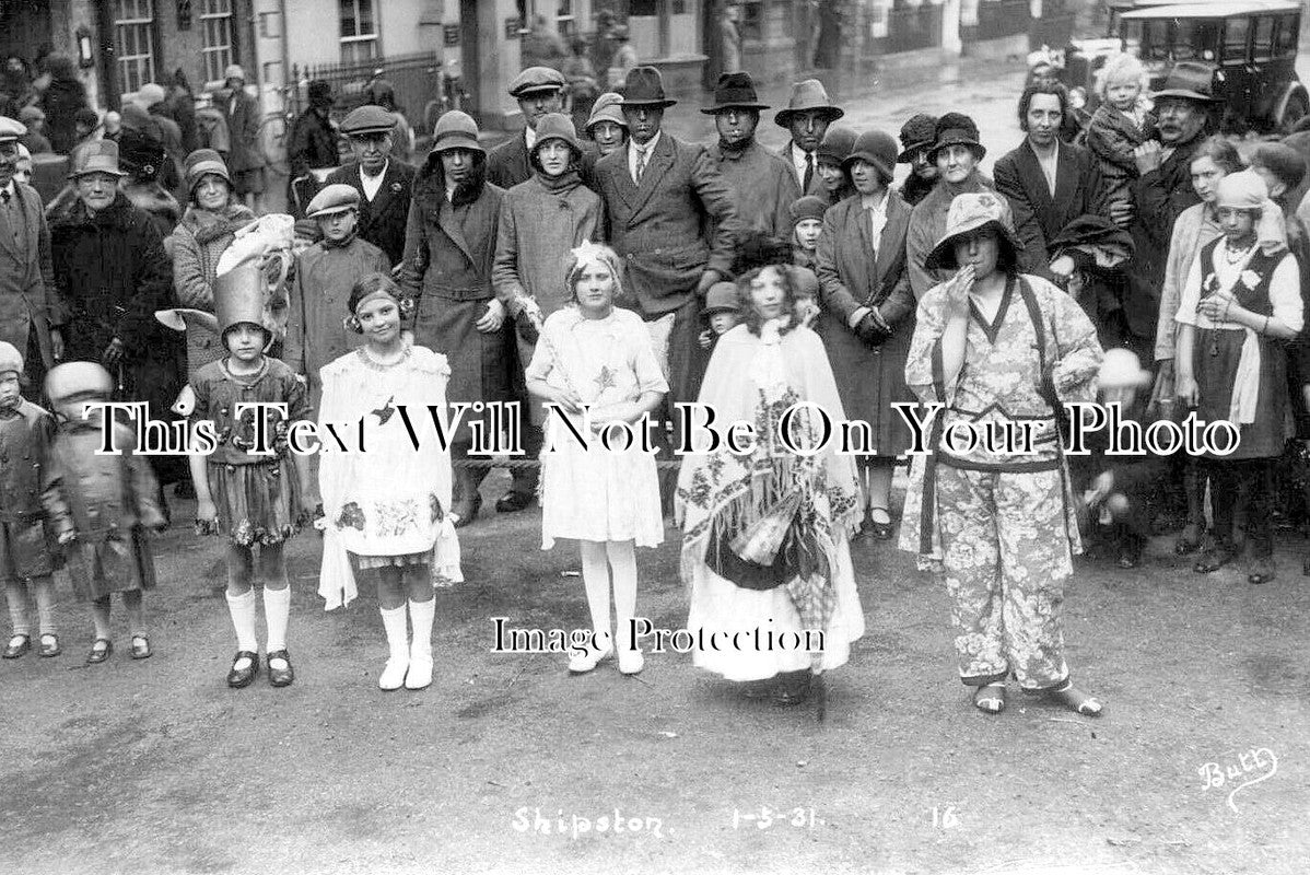 WA 1543 - Shipston On Stour May Day, Warwickshire 1931