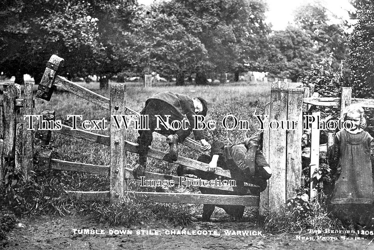 WA 1884 - Tumble Down Stile, Charlecote, Warwick, Warwickshire c1918