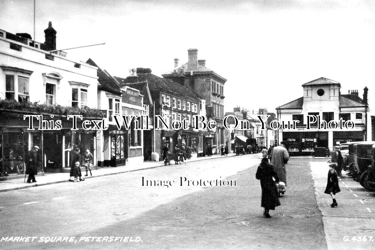WA 1955 - Market Square, Petersfield, Warwickshire